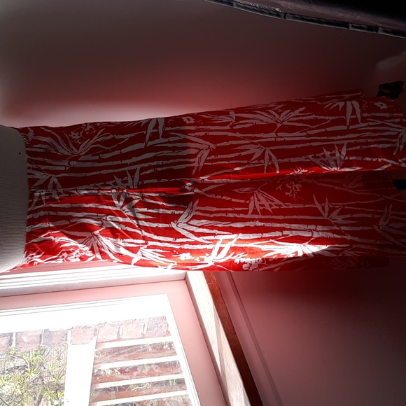 Vintage Resort CARON INTL red & white cotton floral sundress sz MED A line - Picture 4 of 7